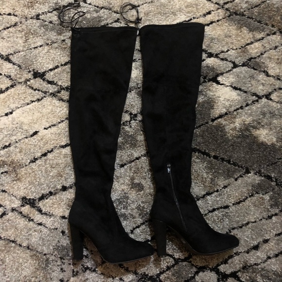 Shoes - Black High Heels